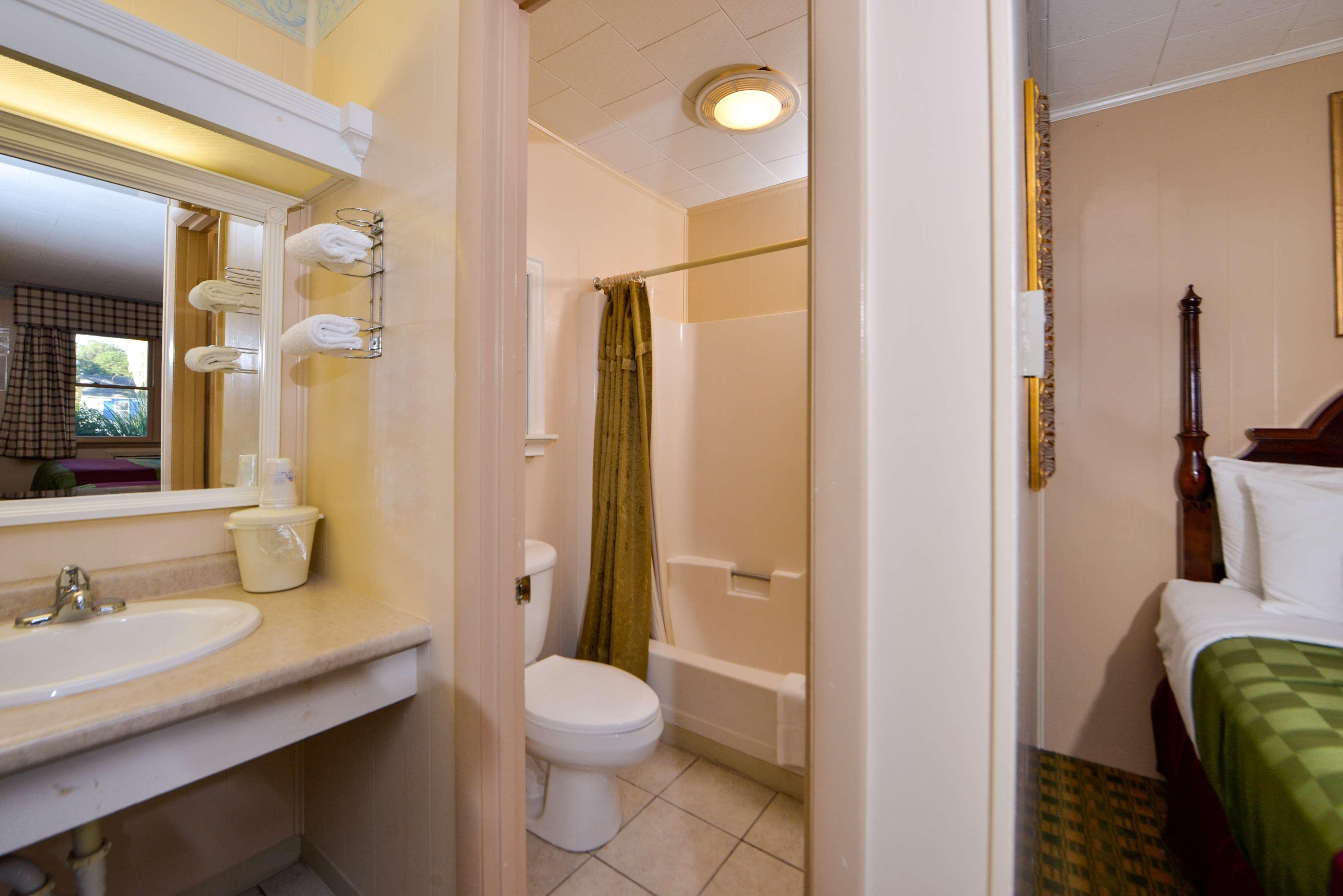 Americas Best Value Inn Chincoteague Exterior foto